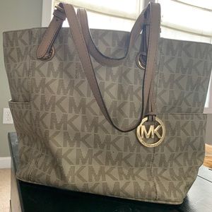 Michael Kors Shoulder Bag